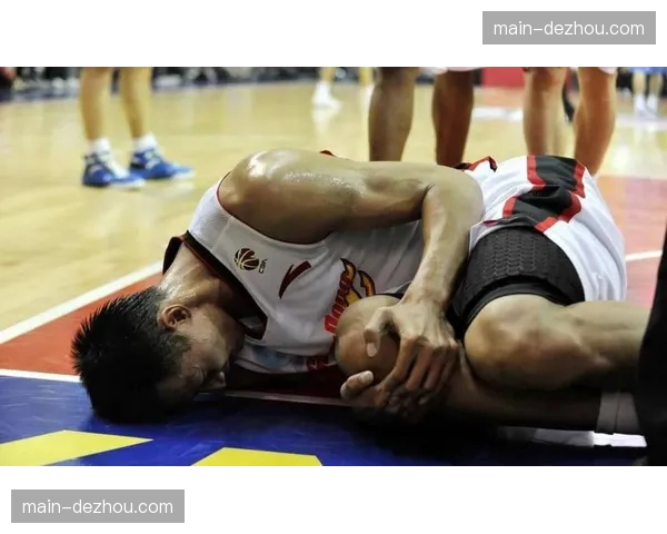 萨姆纳膝关节出血伤情不乐观 广东外援调整或因此人赛季报销